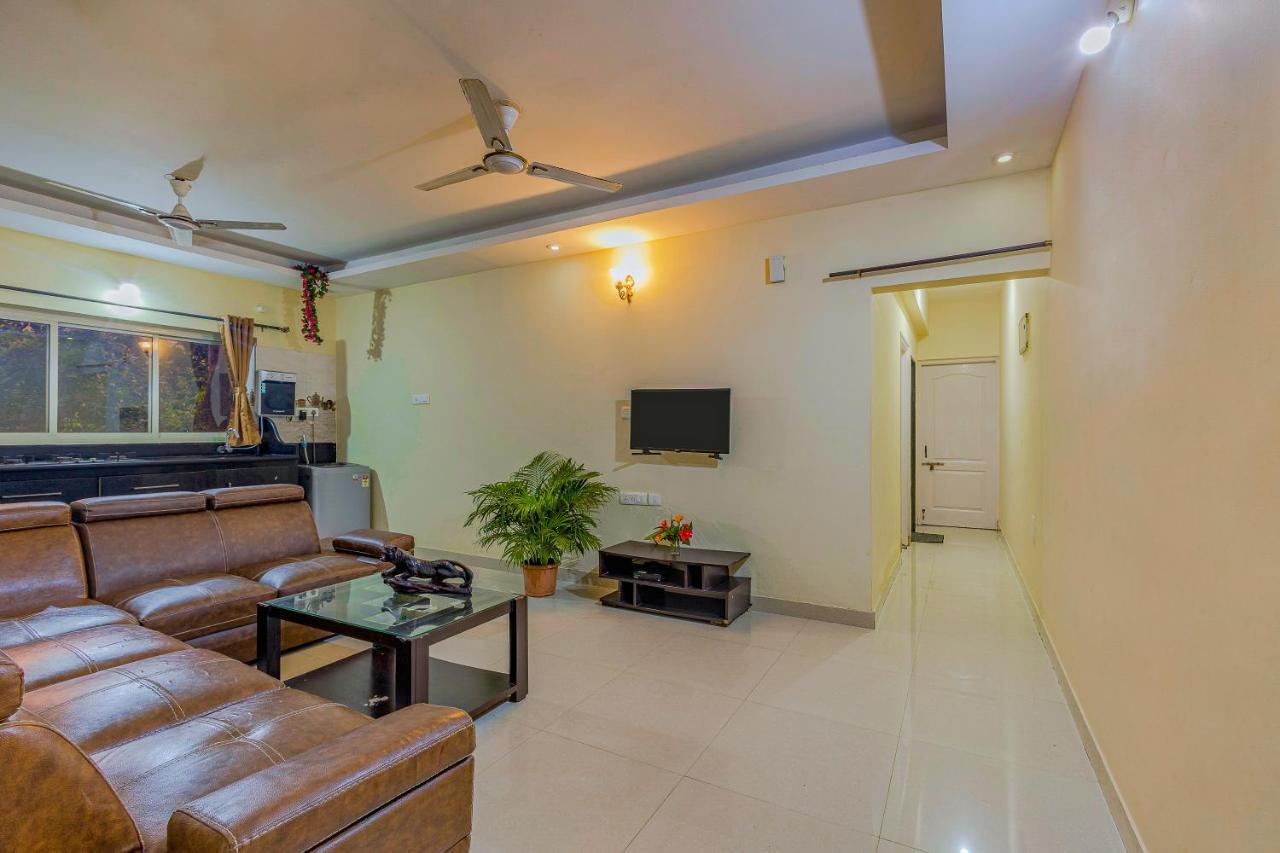 2Bhk Stunning Apartment With Pool ヴァガトール エクステリア 写真
