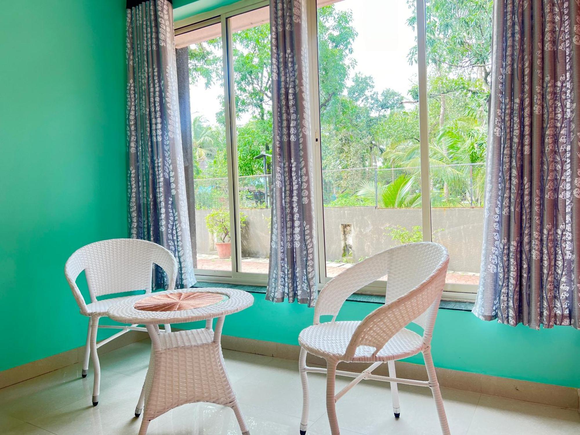 2Bhk Stunning Apartment With Pool ヴァガトール エクステリア 写真
