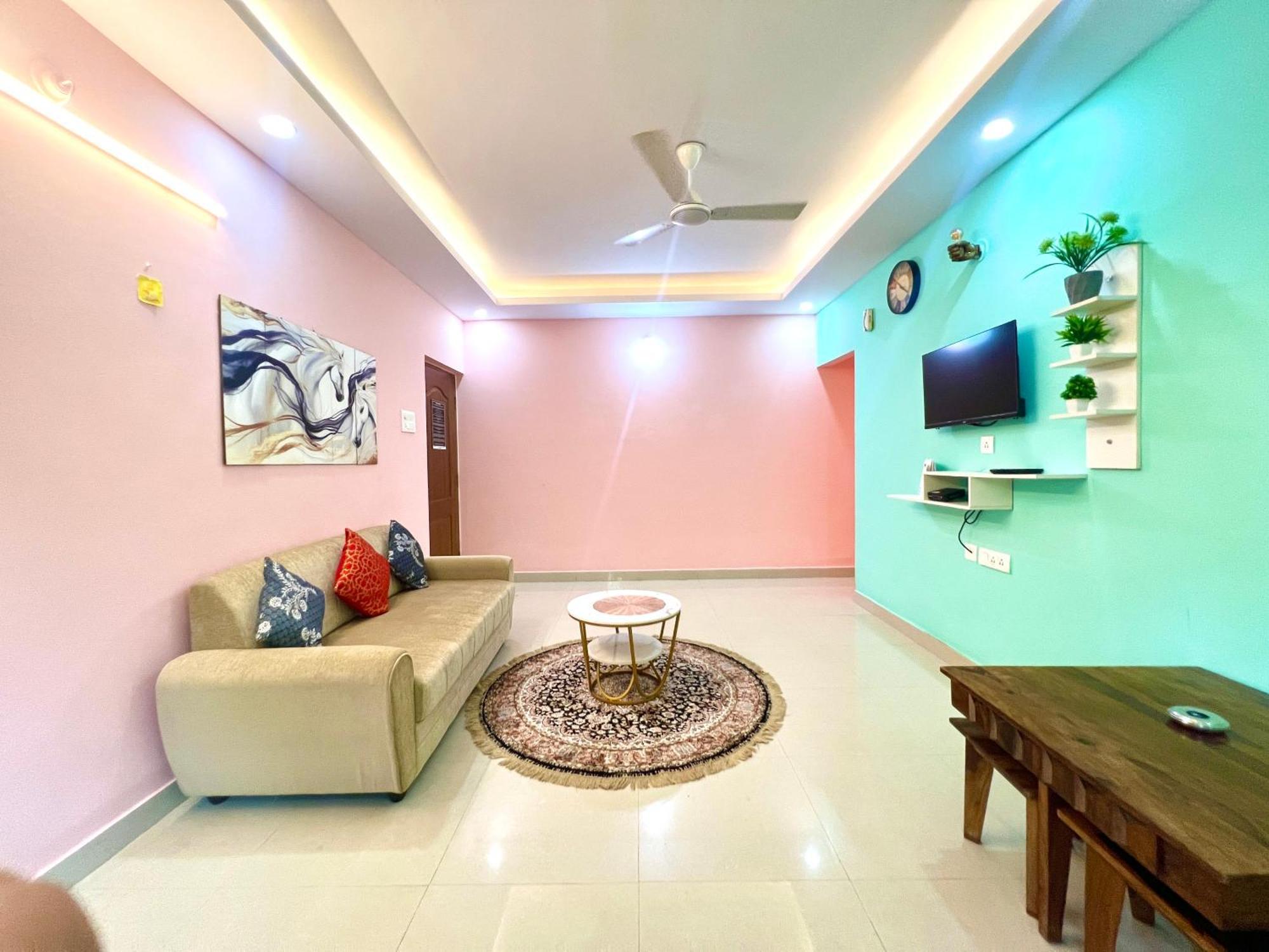 2Bhk Stunning Apartment With Pool ヴァガトール エクステリア 写真